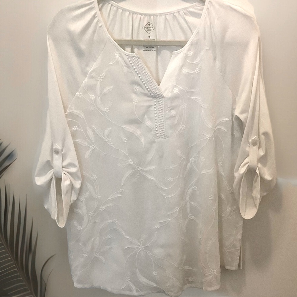 St John’s Bay White Split Crew Neck Top Size M